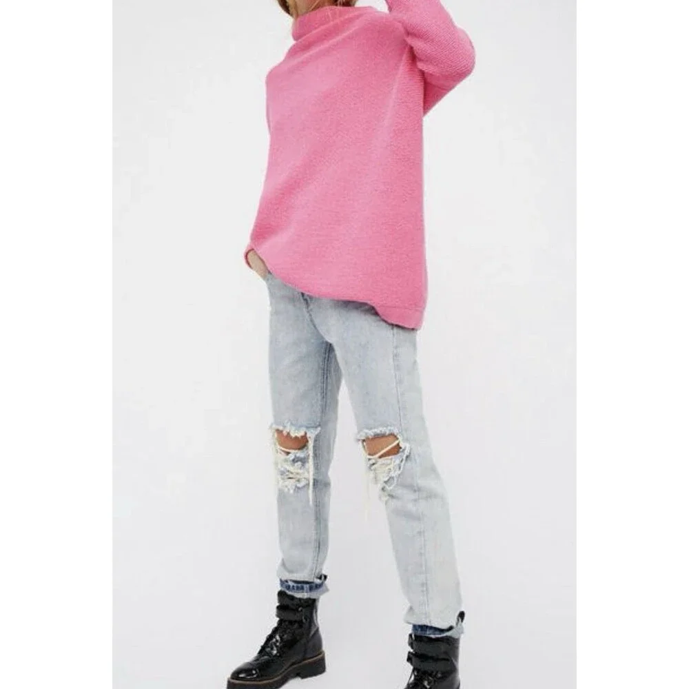 Free People Ottoman Slouchy Tunic Knit Sweater Women's Medium Electric Pink